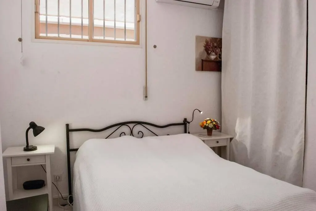 Beachfront Location In Benalmadena By Costarentals - Ref 70